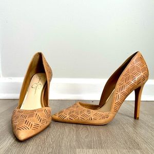 Jessica Simpson Tan Pumps